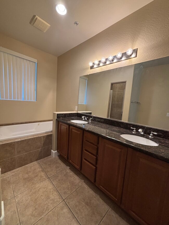 Hillmar Townhomes