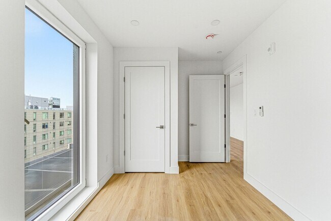 Photo - 1066 Commonwealth Ave Unit 203
