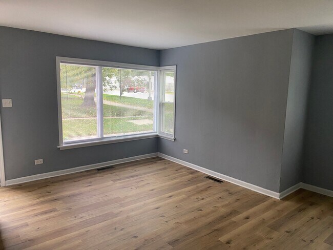 Photo - 1338 Wentworth Ave Unit 1338