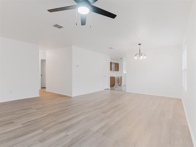 Photo - 969 Mosaic Dr