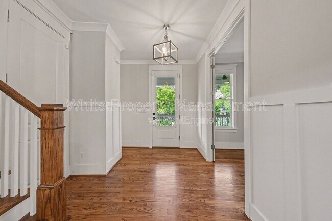Photo - 1919 Hamorton Pl
