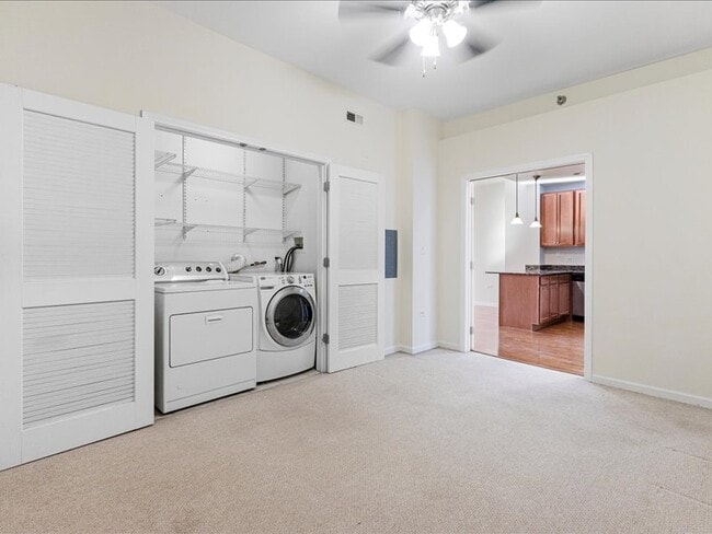 Photo - 828 W Grace St Unit 802