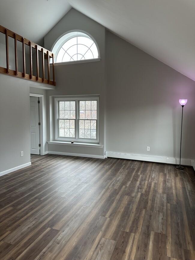 Photo - 1183 Kingstown Rd Unidad 1183 Kingstown Rd  2R