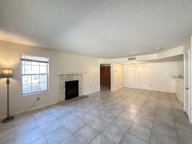 Photo - Lakeview Condo