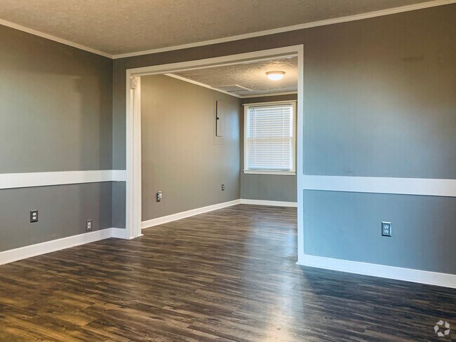 Building Photo - Downtown Condo with Water Views! 2BR/1.5BA...
