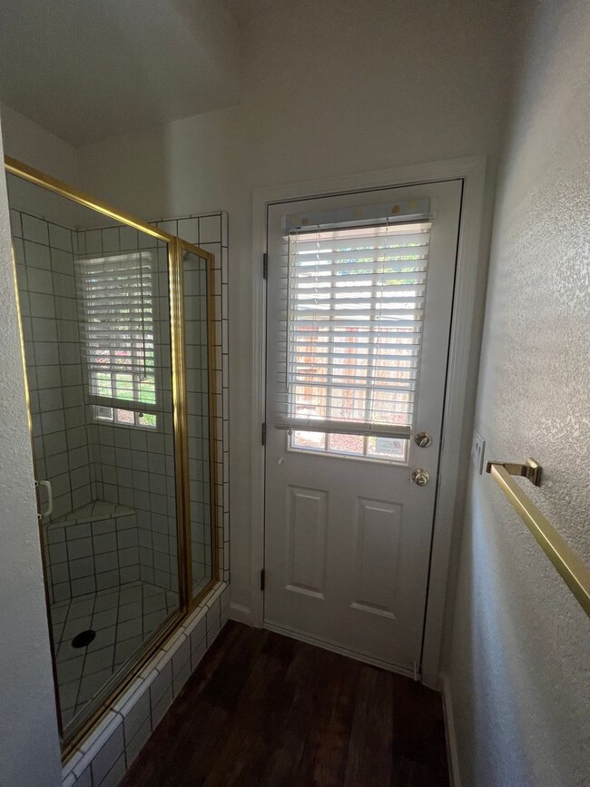 Photo - Single Story on Private Court in Gated Hillsborough, Granite Bay, CA