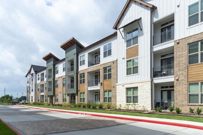 Building Photo - 24720 Morton Ranch Rd Unit 4308 Rental