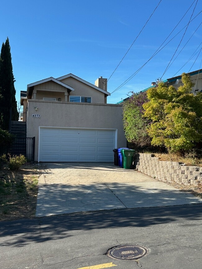 Building Photo - 4273 Santa Rita Rd Rental