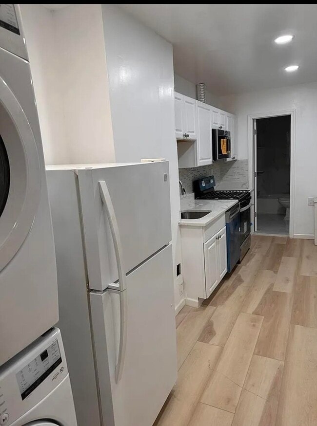 Photo - 135A Grace St