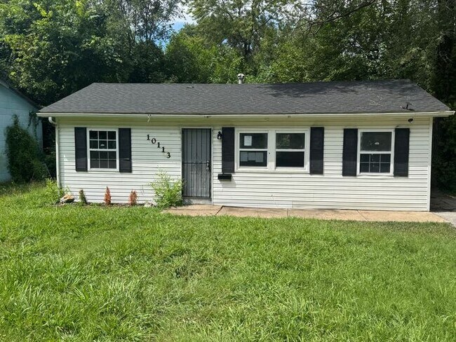 Building Photo - Newly Renovated Three Bed/One Bath Rental