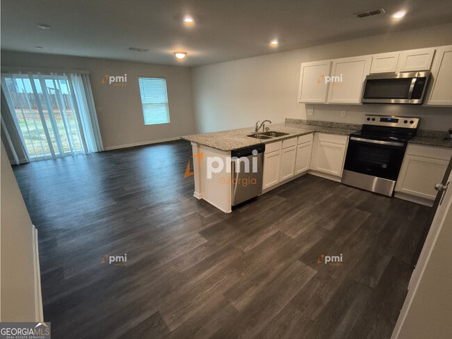 Photo - 141 Dogwood Ln