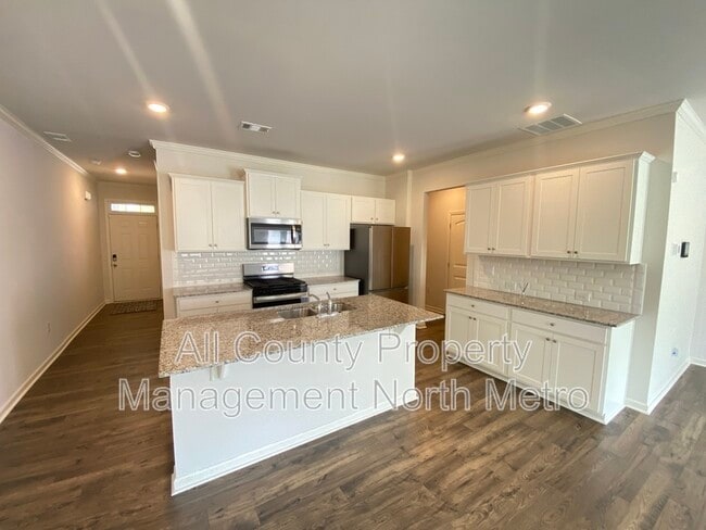 Photo - 2715 Poppy Ct