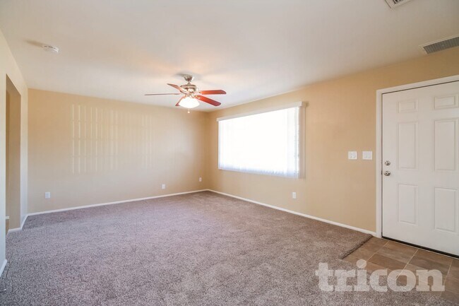 Photo - 5017 W Sierra Vista Dr