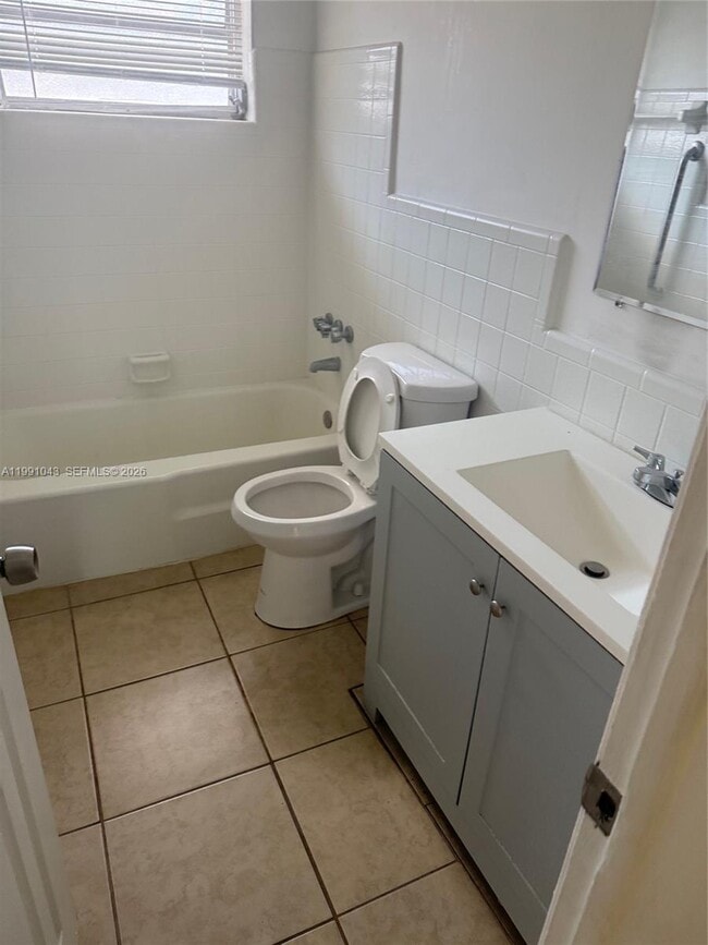 Photo - 1231 NW 19th Ct Unit 2