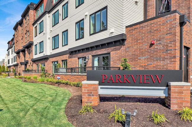 Parkview West Apartments - Parkview West Apartments