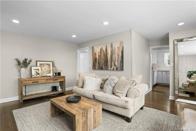 Photo - 80 Ridgewood Ave