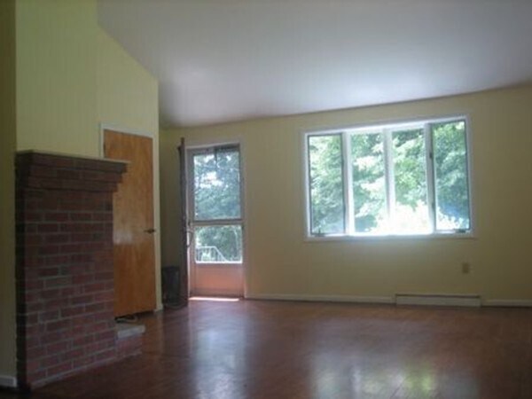 Photo - 191 Kenrick St Unit 1