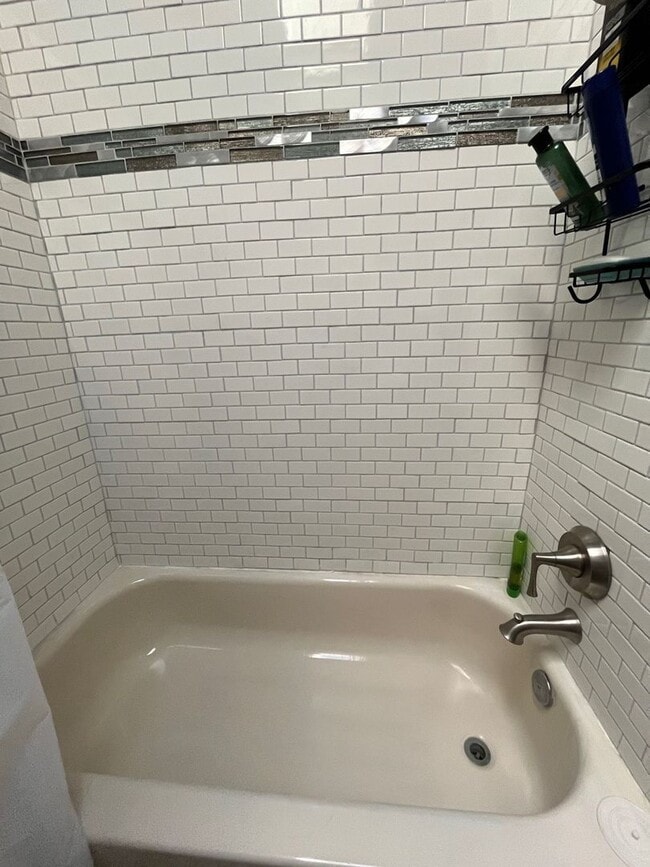 Photo - 3 bedroom home with solar in highly desirable location