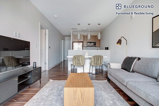 Photo - 3110 10th St N Unidad FL4-ID336