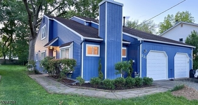 Photo - 221 Myrtle Ave Townhome