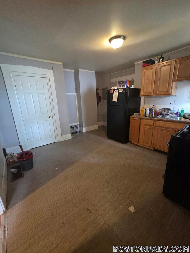 Photo - 11 Akron St Unit 2