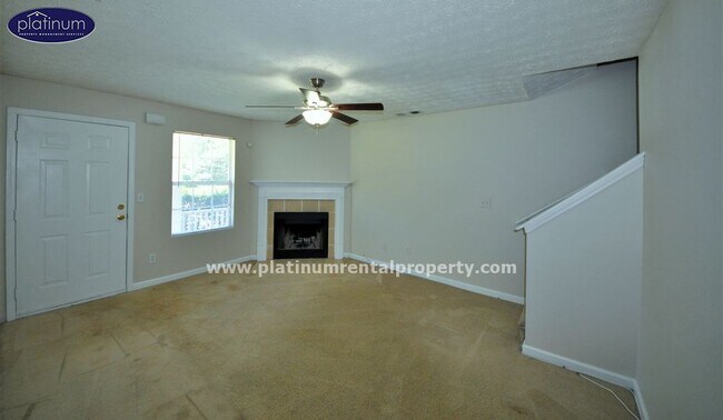 Photo - 9260 Golf View Dr