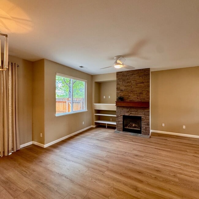 Photo - 2195 Canyon Mesa Ct