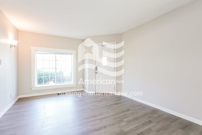 Photo - 317 W Battell St