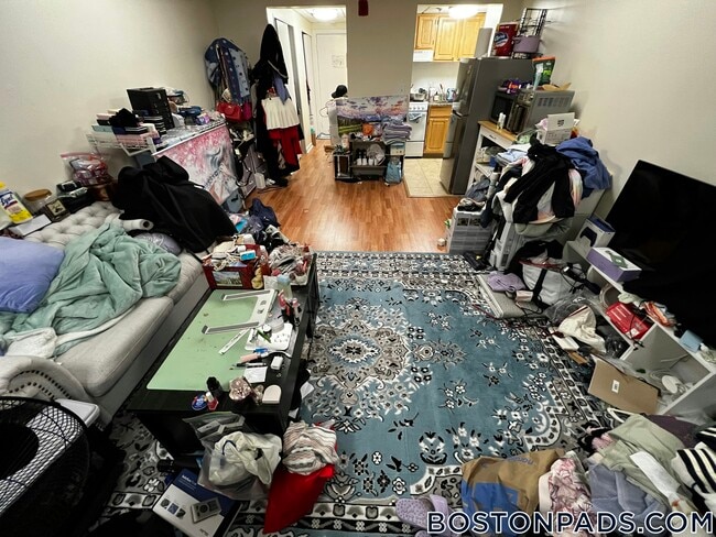 Photo - 62 Boylston St Unidad L05