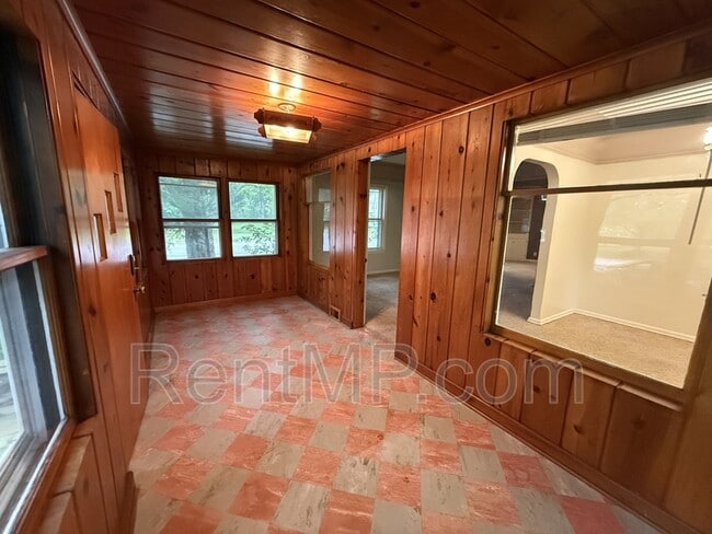 Photo - 524 N Kinney Ave