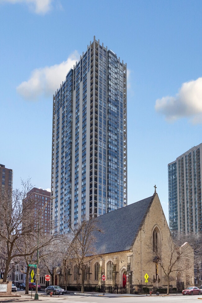 Photo - 1122 N Clark St Unit 1203