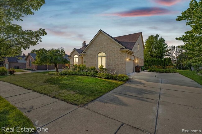 13987 Glenwood Dr