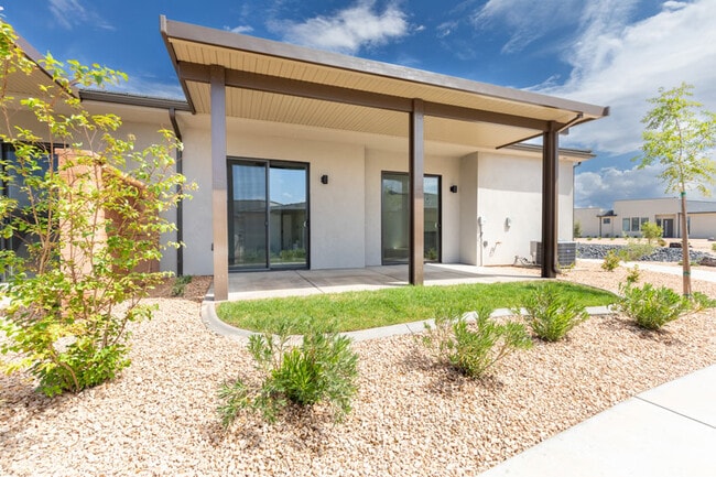 Photo - 2946 E Snowberry Dr