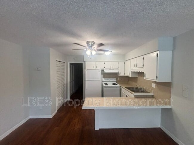Photo - 1031 Columbia Ave