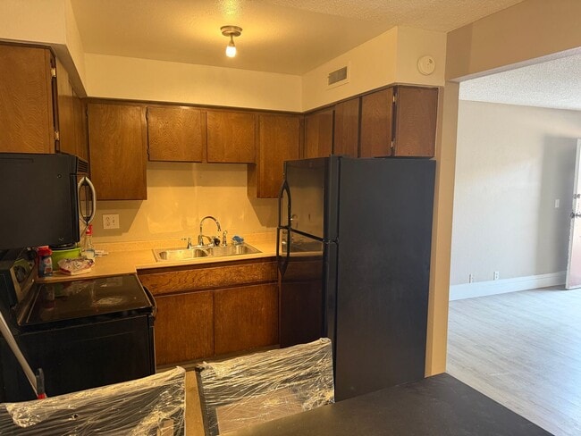 Photo - 1 Bedroom 1 Bath In Central Las Vegas