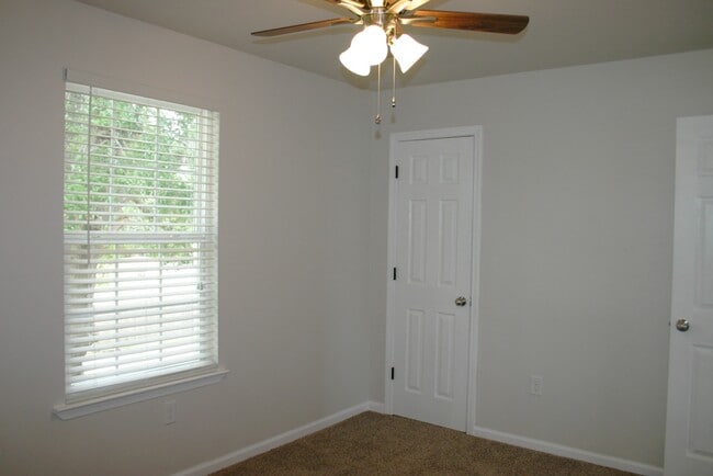 Photo - Valley Green Apartments Unidad 941 Valley Rd. Apt. C