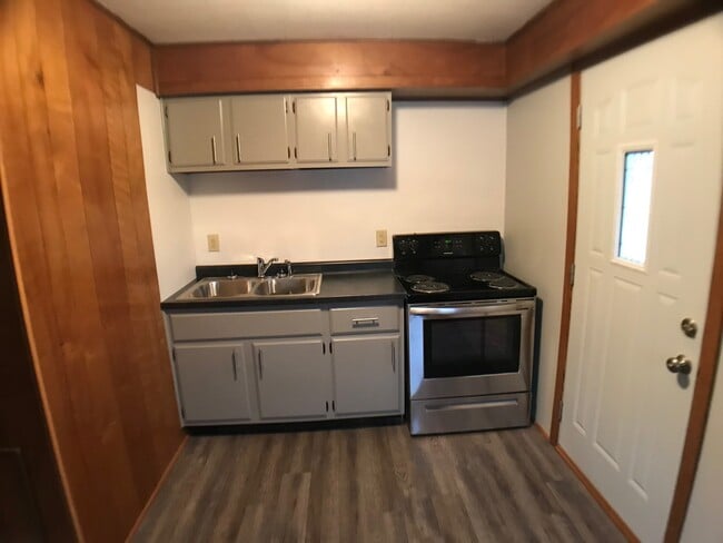 Photo - 216 S Race St Unit Apt B