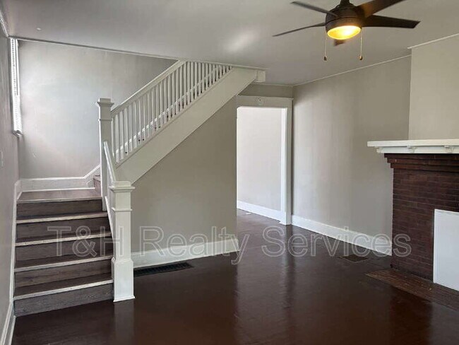 Photo - 3130 N Park Ave