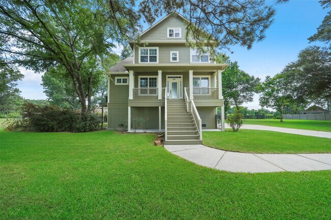 Photo - 401 Brook Hollow Dr