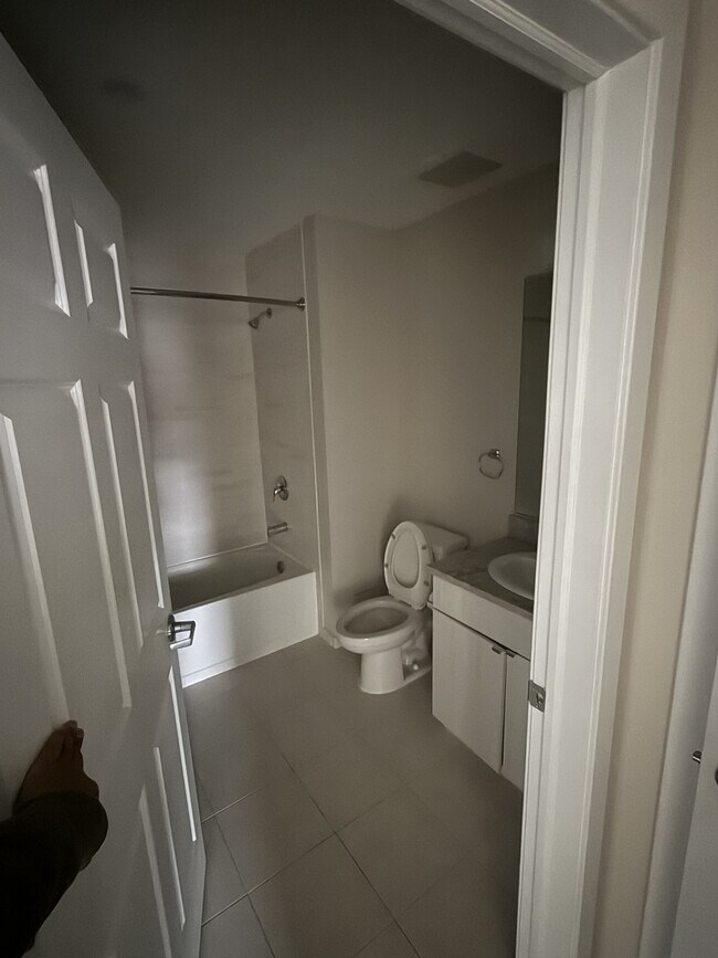 Photo - 695 Hamilton St Unit 406