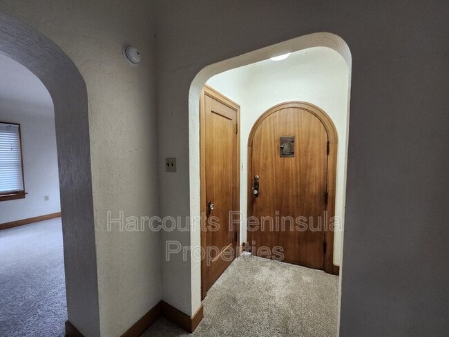 Photo - 1909 Gregory Way