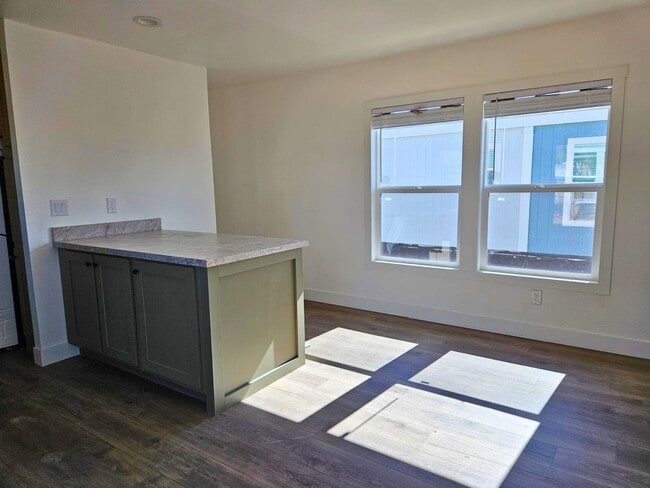 Photo - 1431 N French St