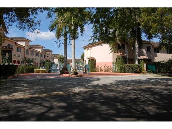 Photo - 15750 SW 92nd Ave