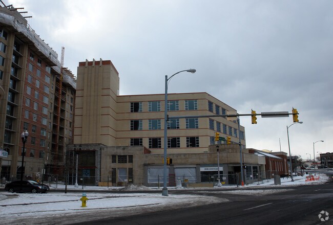 Photo - The Phoenix at Clarendon Metro
