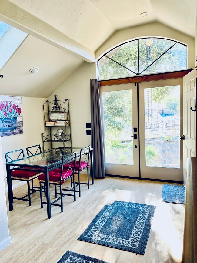 Photo - 25651 Palomares Rd