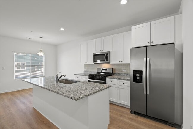 Photo - 1054 Gillespie Ln