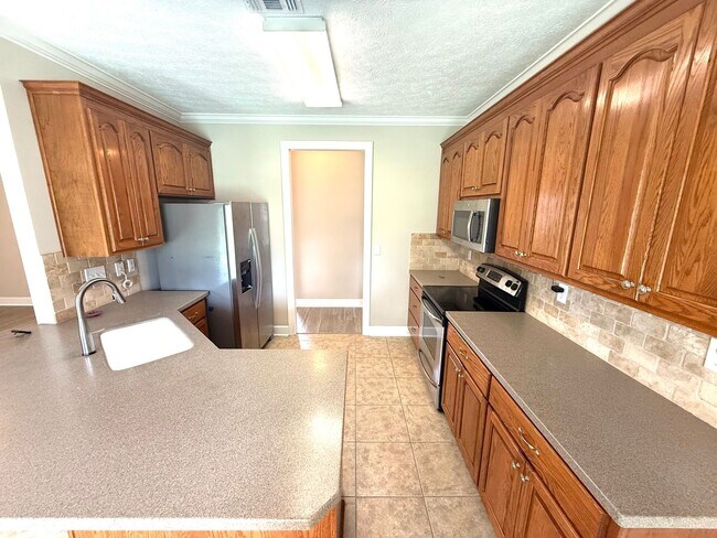 Photo - ** 4 bed 2 bath located by Prattville High...