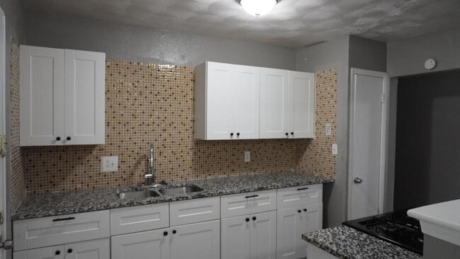 Photo - 14009 Cimarron Dr