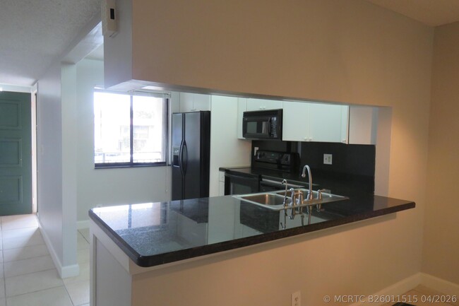 Photo - 193 Lakeview Dr Unit 205