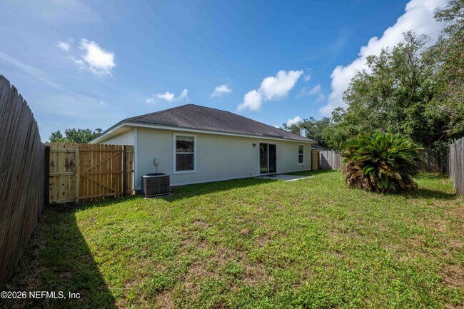 Photo - 570 Manship Dr